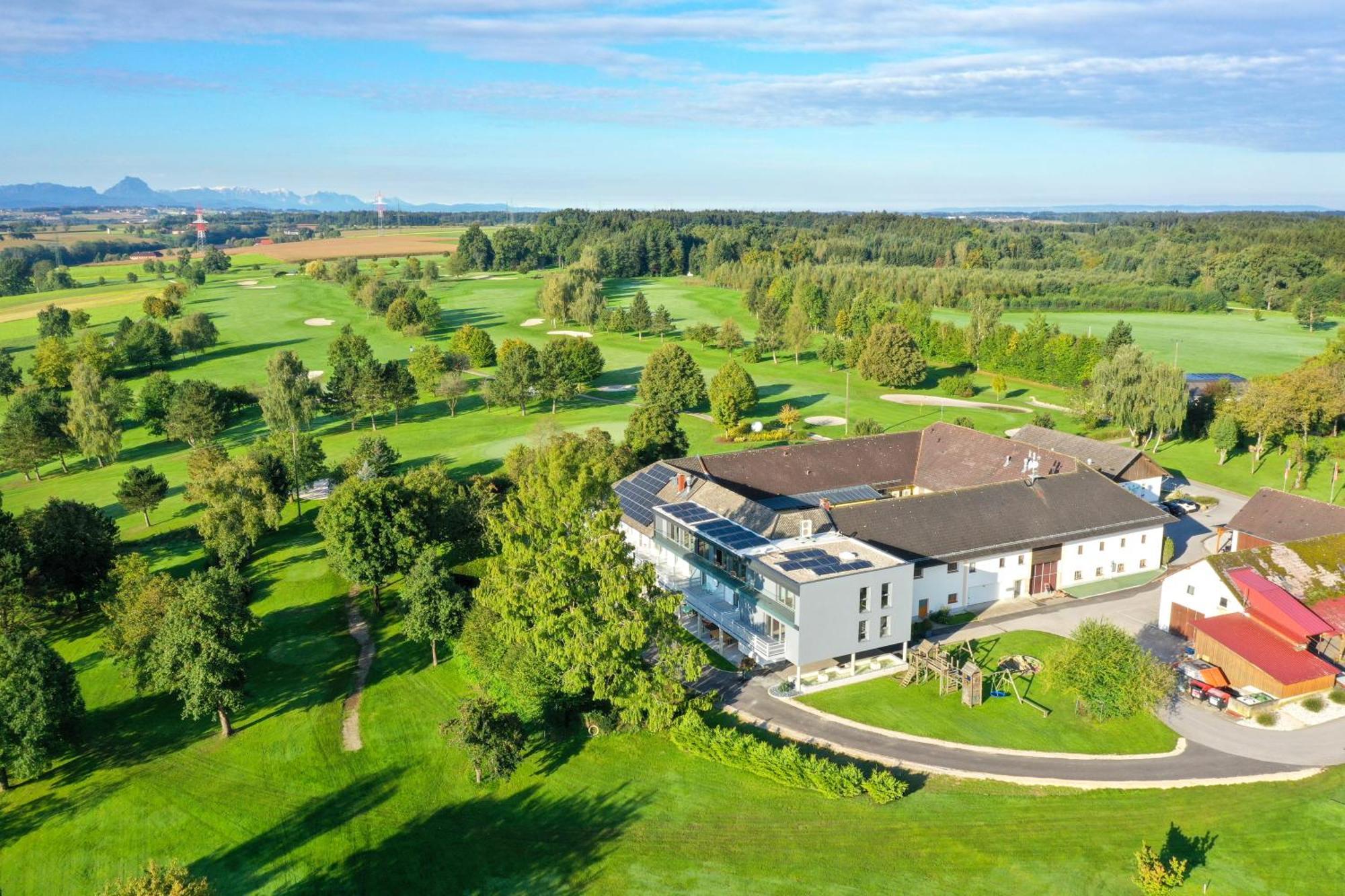 Og'S Golf Lodge Kematen an der Krems Exterior photo